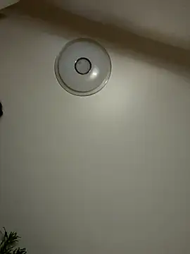 Snapshot of BroadFantasy chatting on November 18, 2025, 5:05 pm BroadFantasy online show from November 18, 2025, 5:05 pm