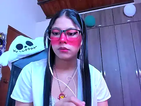  ALLYSON18  online show from October 13, 2025, 11:45 am