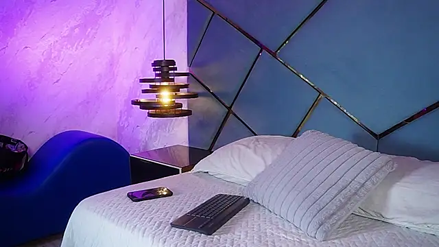 ammy durand online show from November 22, 2025, 7:02 pm