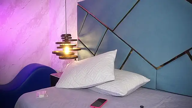 ammy durand online show from February 25, 2026, 7:25 pm