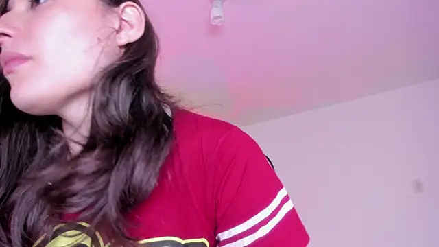 Karito-28 online show from November 26, 2025, 1:33 pm