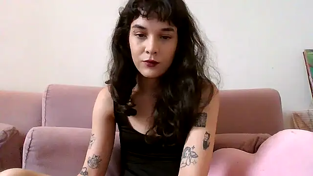 kimmykink online show from February 23, 2026, 5:35 pm