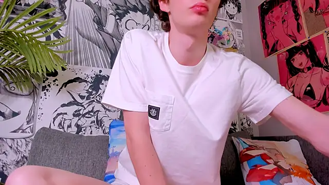 LukeSweet online show from May 12, 2026, 2:45 pm