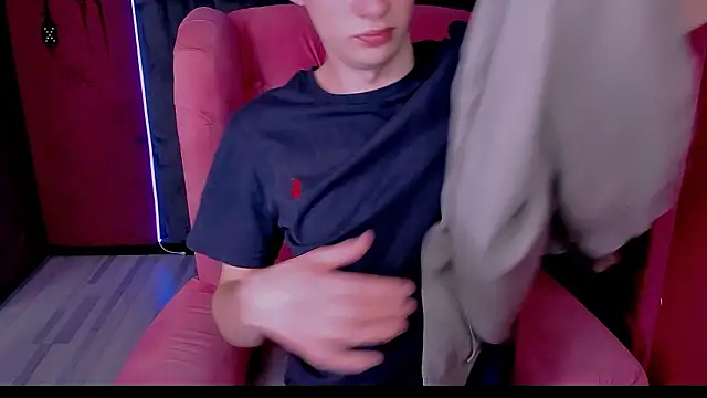 LukeSweet online show from February 3, 2026, 8:30 am