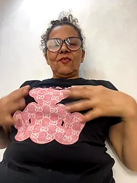 Snapshot of Nadia-melej chatting on November 25, 2025, 5:35 pm Nadia-melej online show from November 25, 2025, 5:35 pm