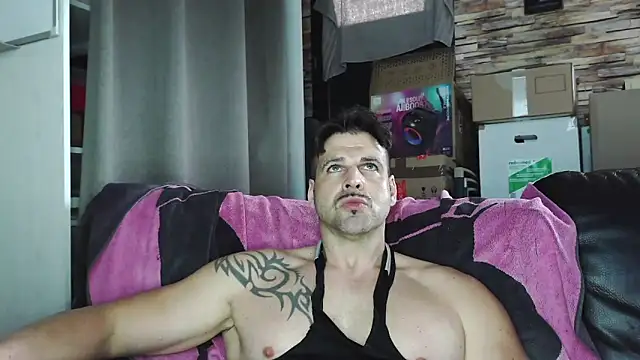 Snapshot of XxBigboybandxX chatting on March 13, 2026, 3:06 pm XxBigboybandxX online show from March 13, 2026, 3:06 pm