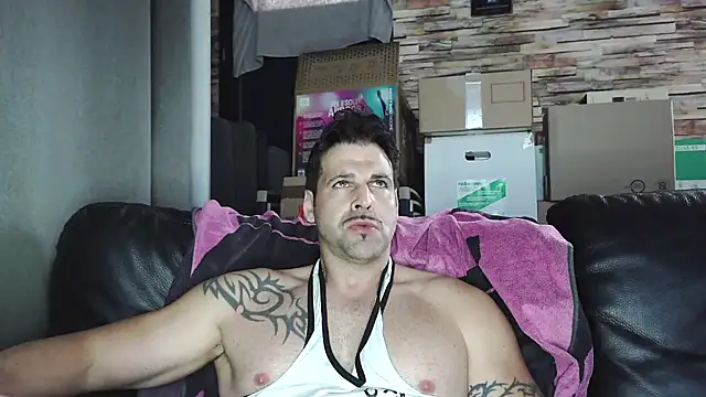 Snapshot of XxBigboybandxX chatting on March 8, 2026, 2:09 pm XxBigboybandxX online show from March 8, 2026, 2:09 pm