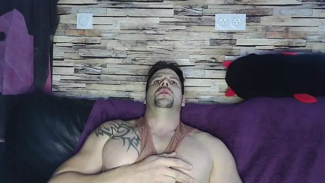 XxBigboybandxX online show from March 8, 2025, 4:50 pm