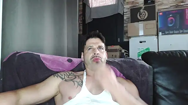 Snapshot of XxBigboybandxX chatting on April 4, 2026, 5:41 pm XxBigboybandxX online show from April 4, 2026, 5:41 pm