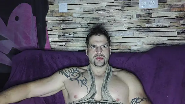 XxBigboybandxX online show from March 1, 2025, 5:52 am