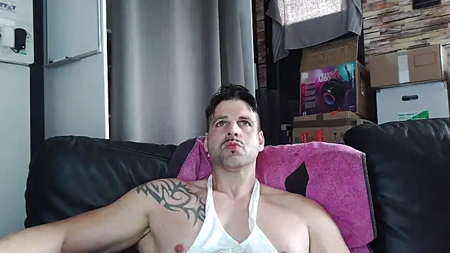 Snapshot of XxBigboybandxX chatting on March 16, 2026, 1:37 pm XxBigboybandxX online show from March 16, 2026, 1:37 pm