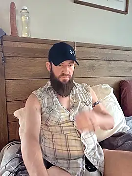 Snapshot of Icebearsticlese chatting on February 13, 2026, 10:10 pm Icebearsticlese online show from February 13, 2026, 10:10 pm