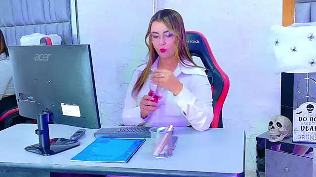 ZoehRoux online show from October 10, 2025, 4:02 am