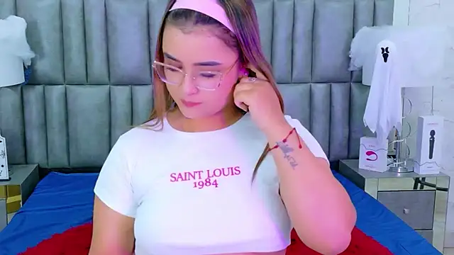 ZoehRoux online show from October 18, 2025, 3:52 am