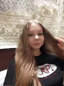 Snapshot of Ekaterina27 chatting on May 7, 2026, 7:23 am Ekaterina27 online show from May 7, 2026, 7:23 am