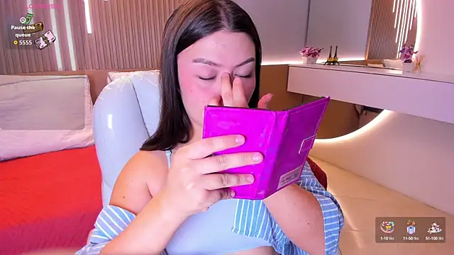 Sexy paradise18  online show from September 24, 2025, 3:35 am