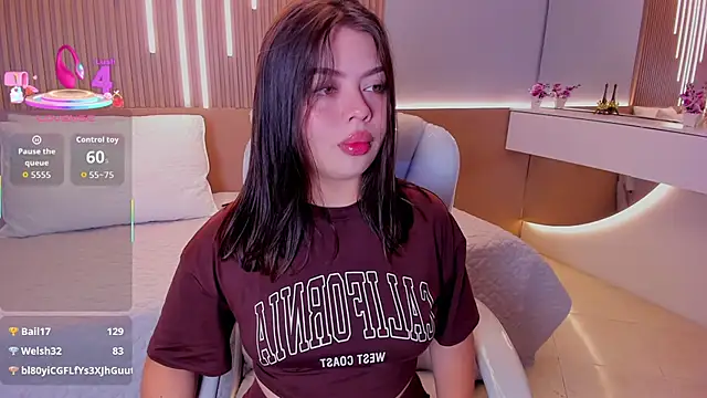 Sexy paradise18  online show from September 10, 2025, 3:38 am