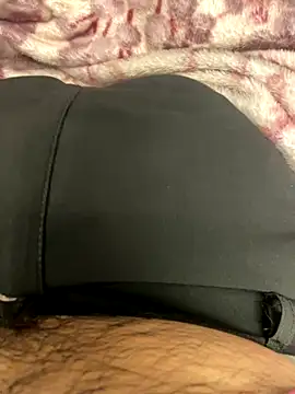 Snapshot of Mrspolla333 chatting on November 21, 2025, 5:17 am Mrspolla333 online show from November 21, 2025, 5:17 am