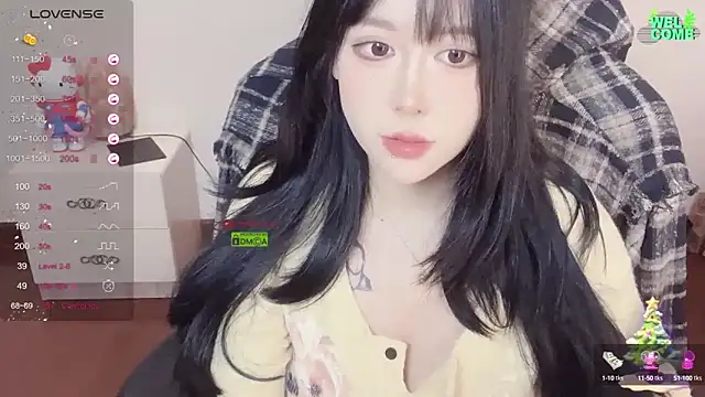 Snapshot of Naixue-520 chatting on February 14, 2025, 12:09 am Naixue-520 online show from February 14, 2025, 12:09 am
