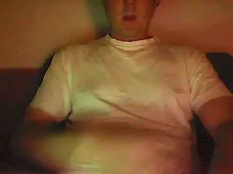 Sunnygun0 online show from March 18, 2025, 6:39 pm