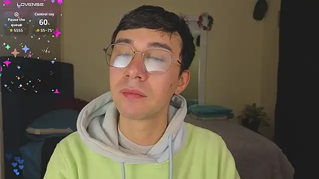 cameron cum online show from April 1, 2026, 10:05 am