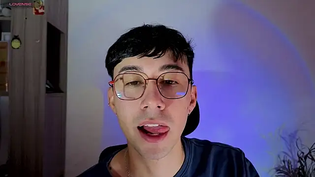 cameron cum online show from October 14, 2025, 6:19 pm