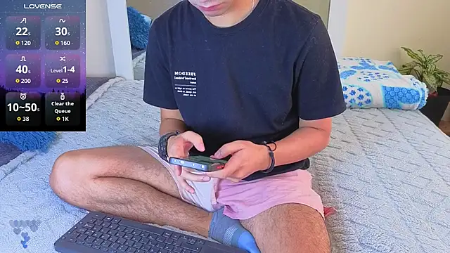 cameron cum online show from July 8, 2026, 1:23 pm