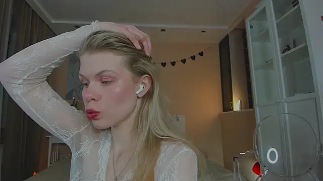 ass latte online show from January 7, 2026, 5:45 am