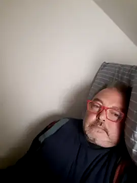 bluangelo online show from April 23, 2026, 10:00 pm