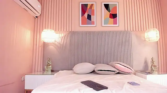 samyriverss online show from October 1, 2025, 1:55 am