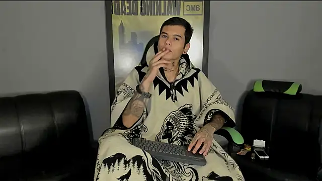 Snapshot of jamesinked_ chatting on March 2, 2025, 1:58 am jamesinked online show from March 2, 2025, 1:58 am