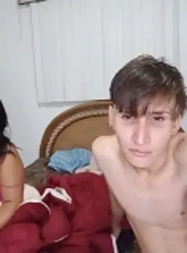 Milfvalesk online show from October 22, 2025, 2:33 am