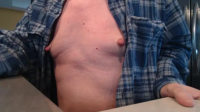 Snapshot of Toy-Daddy chatting on December 16, 2024, 4:38 pm Toy-Daddy online show from December 16, 2024, 4:38 pm