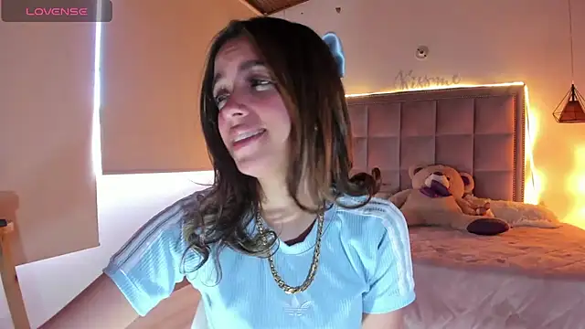 Snapshot of Melody_Ds chatting on September 26, 2025, 8:49 pm Melody Ds online show from September 26, 2025, 8:49 pm