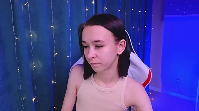 LilithStrangfor online show from December 30, 2024, 8:36 pm