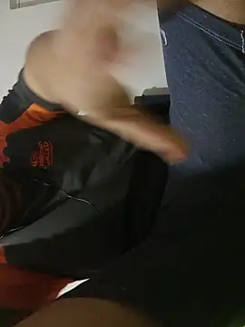 beautiful hands  online show from December 20, 2025, 2:36 am