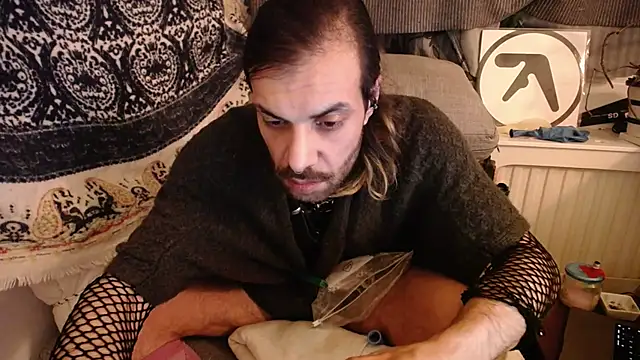 P4RtYBOII92 online show from December 1, 2025, 2:34 am