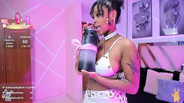 Elith noa online show from March 20, 2025, 10:51 pm