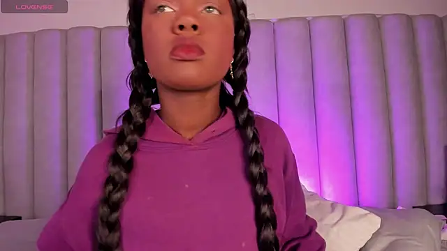 Snapshot of briannajackson_ chatting on March 5, 2025, 11:06 am briannajackson online show from March 5, 2025, 11:06 am