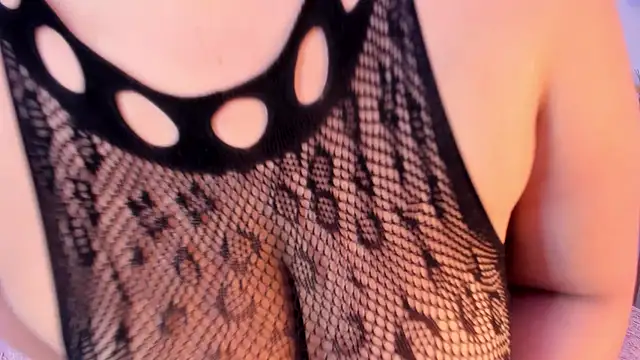 mariaa fernanda online show from May 12, 2026, 11:49 am