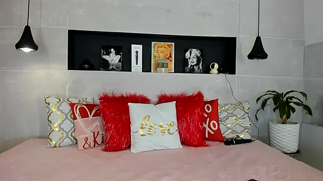 BERGINY  online show from March 4, 2025, 1:38 pm