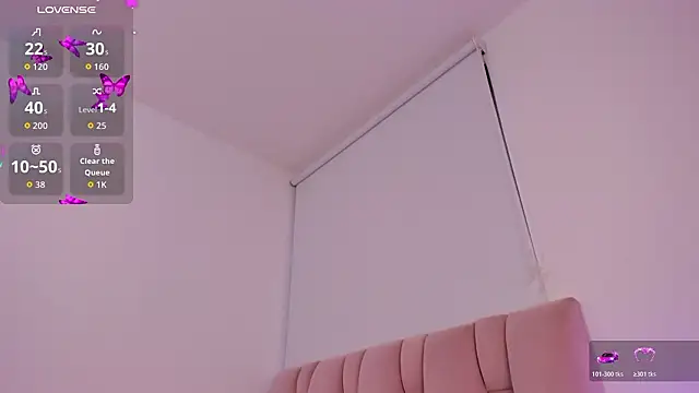 ZarianaEvanz online show from February 13, 2026, 10:32 pm