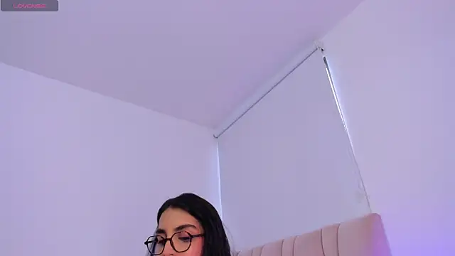 ZarianaEvanz online show from July 16, 2026, 10:29 pm