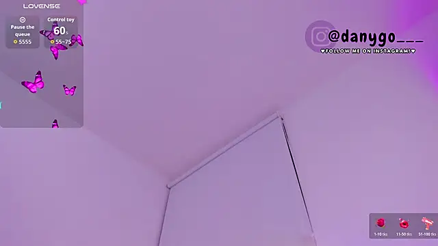 ZarianaEvanz online show from October 25, 2025, 11:38 pm