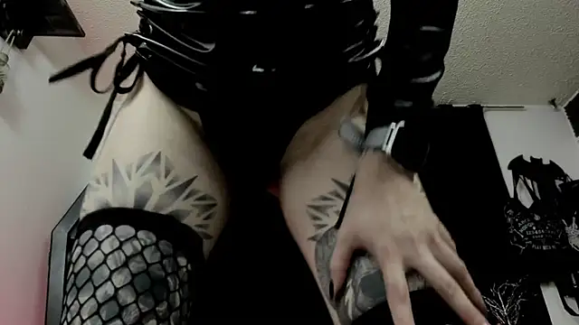 DimmuandDarkness online show from March 22, 2026, 10:22 pm