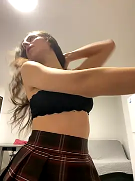 coquette15 online show from November 24, 2025, 8:42 pm