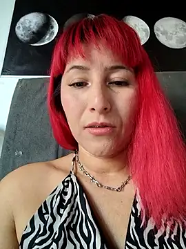 Snapshot of florecita9 chatting on June 17, 2026, 5:23 pm florecita9 online show from June 17, 2026, 5:23 pm