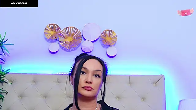 DaliyaArabian online show from March 7, 2025, 1:18 pm