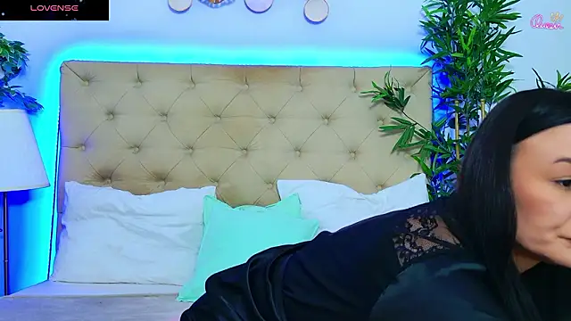 Snapshot of DaliyaArabian chatting on February 19, 2026, 1:08 pm DaliyaArabian online show from February 19, 2026, 1:08 pm