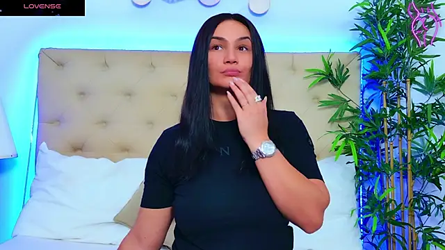 DaliyaArabian online show from September 10, 2025, 12:48 pm